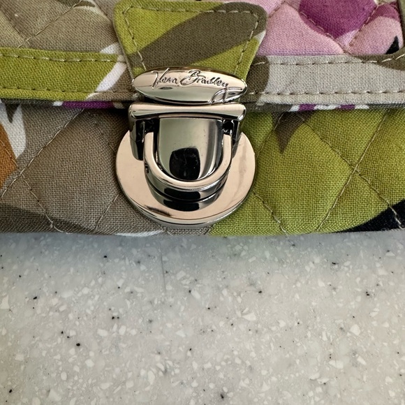 COPY - Vera Bradley Wallet ID Holder & Change Purse. Like New. Purple and green. - Picture 5 of 10